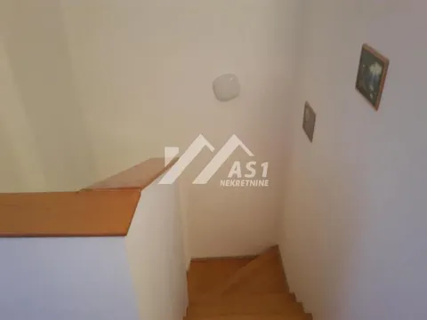 Izdavanje, trosoban stan, 54m², Grbavica, Novi Sad Sve Podlokacije - image 9