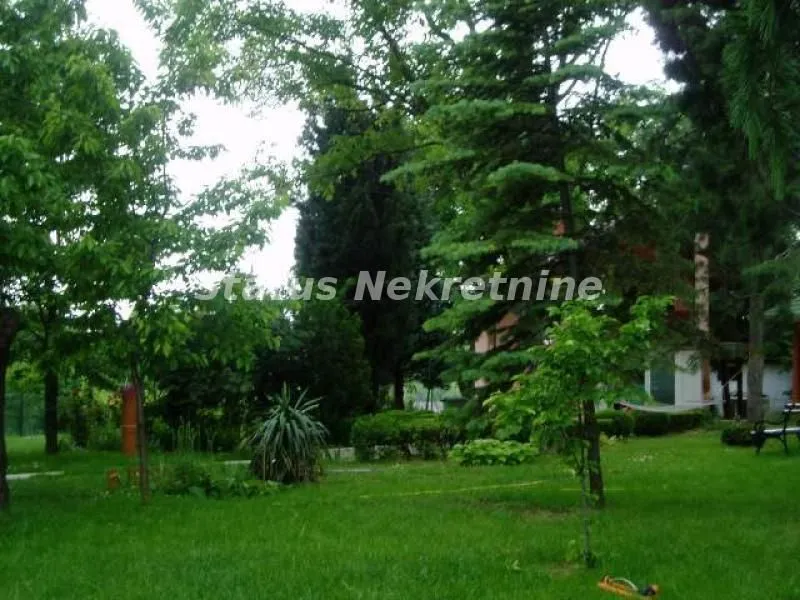 Prodaja, kuća, 360m², Irig, Srbija