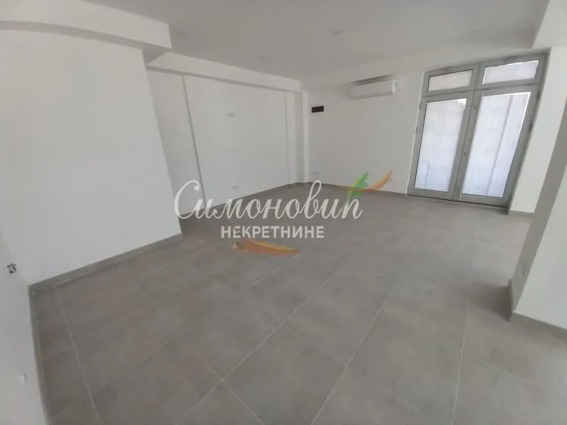 Sale, office space, 117m², Uciteljsko Naselje, Zvezdara Sve Podlokacije