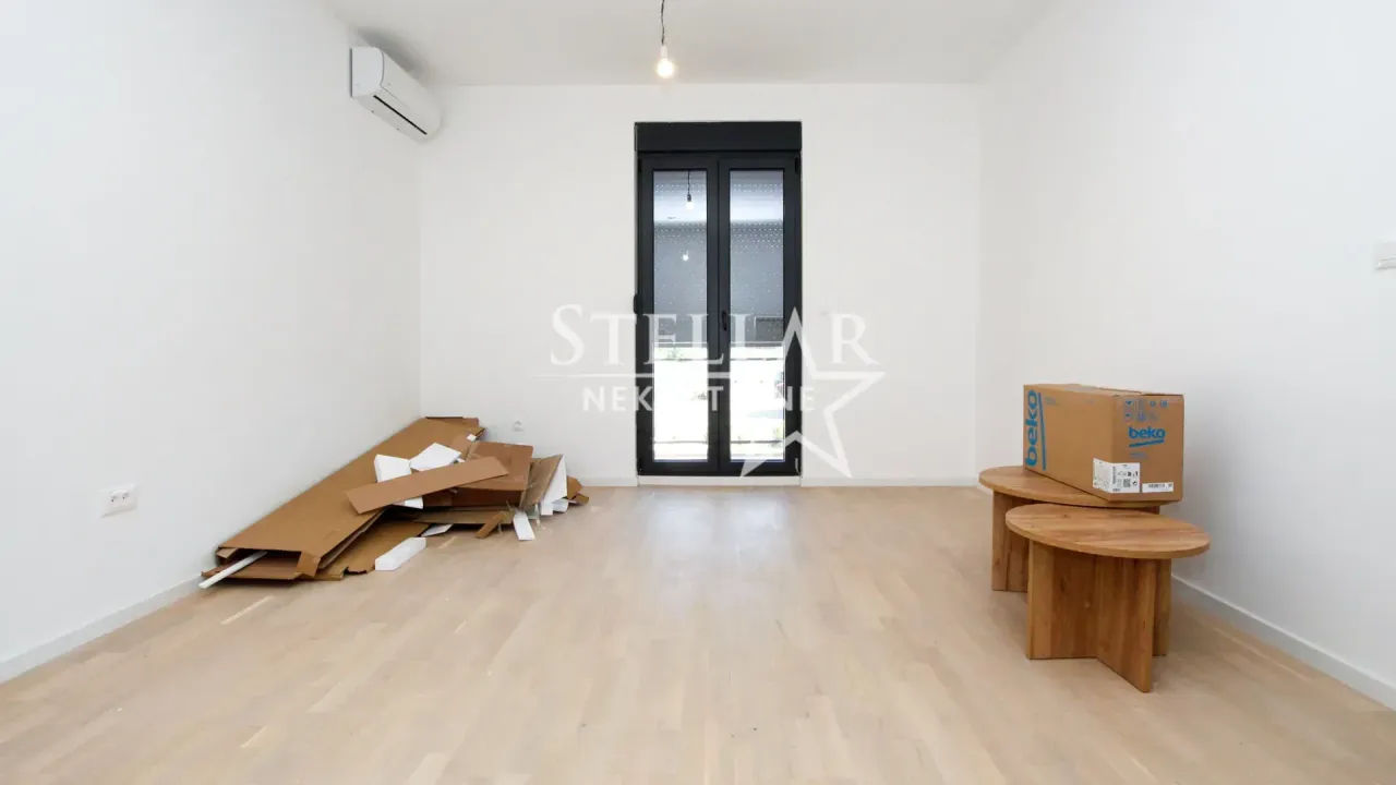 Rent, two bedroom apartment, 39m², Tološi, Podgorica