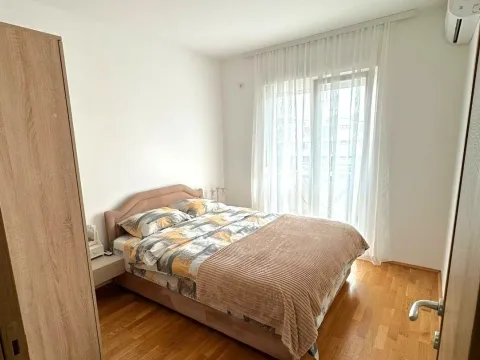 Rent, one bedroom apartment, 66m², Stari Aerodrom, Podgorica - image 8