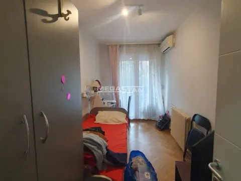 Prodaja, trosoban stan, 76m², Vračar Sve Podlokacije, Beograd - image 5