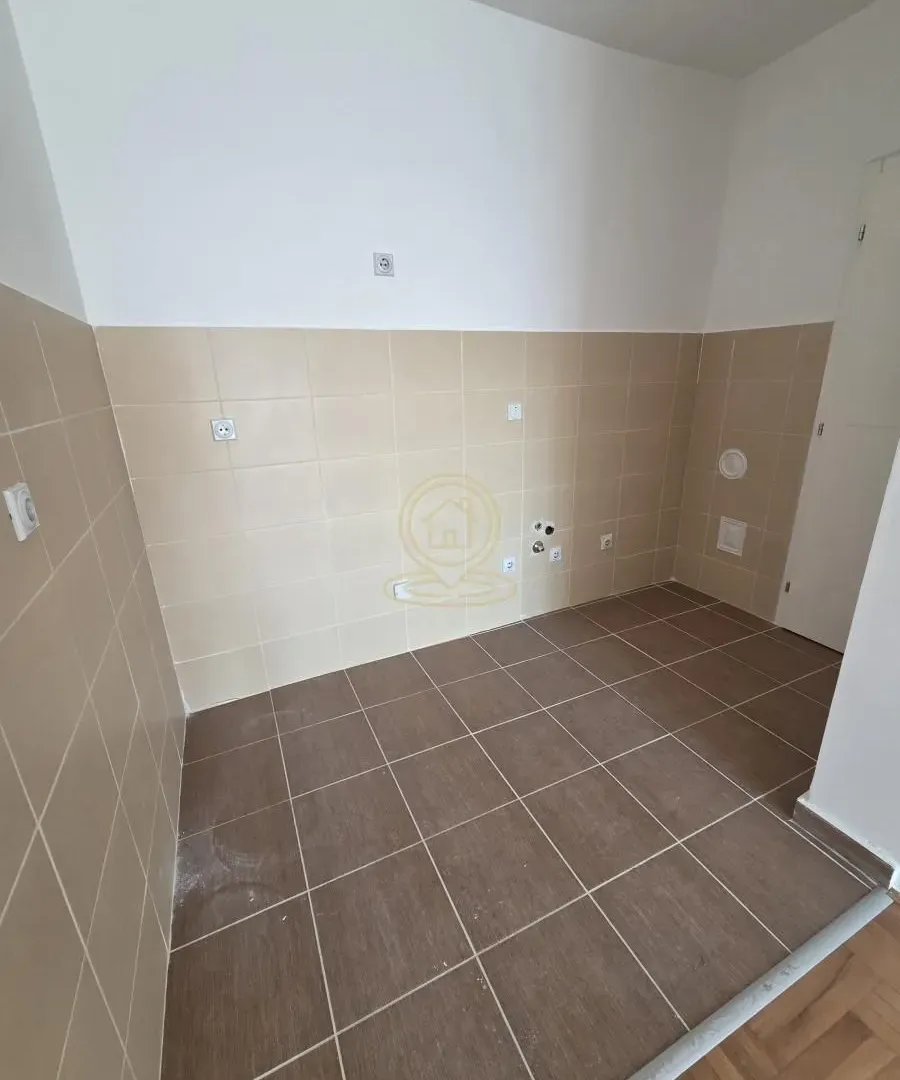 Prodaja, dvosoban stan, 59m², Medijana, Niš