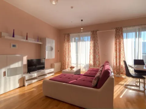 Prodaja, trosoban stan, 104m², Budva, Crna Gora