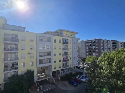 Sale, apartment, 90m², Blok 9, Podgorica - image 6