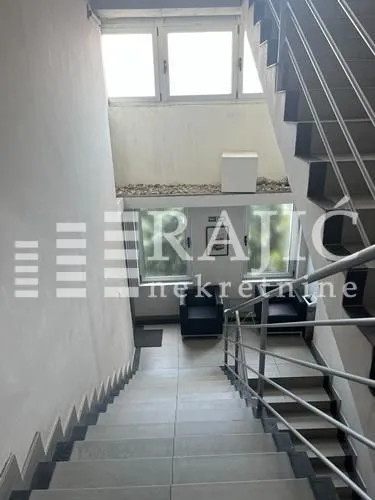 Rent, office space, 100m², Zemun Sve Podlokacije, Beograd