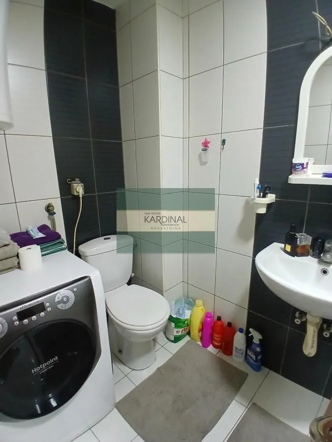 Prodaja, jednosoban stan, 44m², Centar, Jagodina
