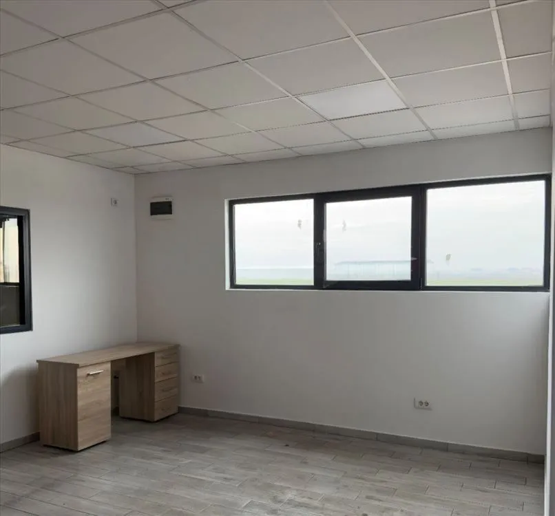 Rent, office space, 1500m², Zemun Sve Podlokacije, Beograd