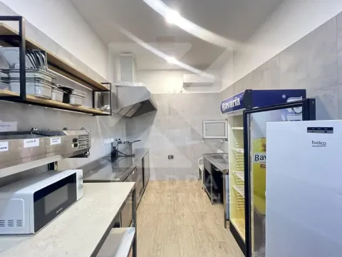 Izdavanje, poslovni prostor, 50m², Tuški Put, Podgorica - image 6