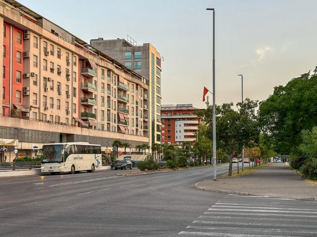 Izdavanje, jednosoban stan, 52m², Preko Morače, Podgorica
