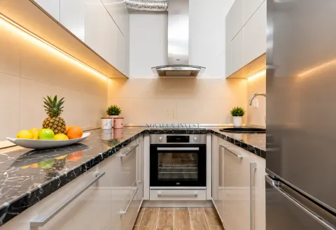 Prodaja, dvosoban stan, 71m², Centar, Budva - image 3