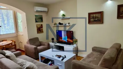 Prodaja, dvosoban stan, 64m², Centar, Podgorica - image 2
