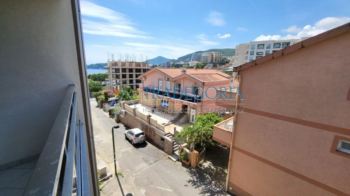 Prodaja, dvosoban stan, 67m², Bečići, Budva