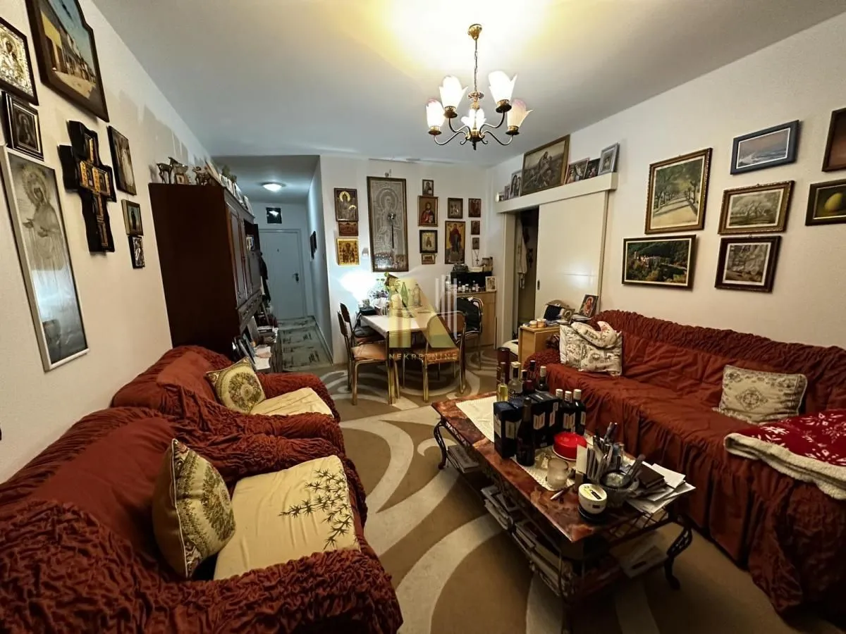 Prodaja, trosoban stan, 64m², Grbavica, Novi Sad Sve Podlokacije