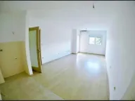 Izdavanje, trosoban stan, 70m², City Kvart, Podgorica - image 3