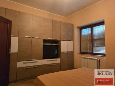 Rent, house, 250m², Sajmište, Novi Sad - image 8