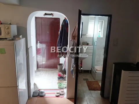 Prodaja, kuća, 50m², Slavujev Venac, Zvezdara Sve Podlokacije - image 6