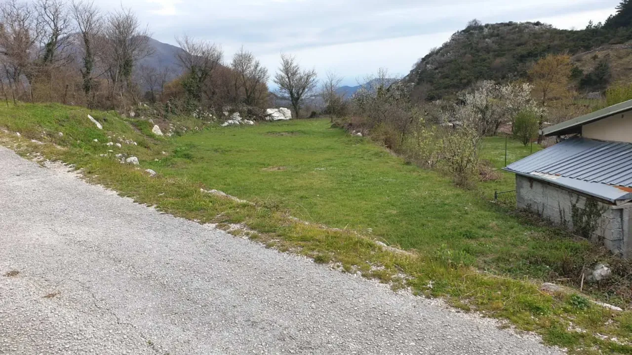 Prodaja, plac, 758m², Kotor, Crna Gora