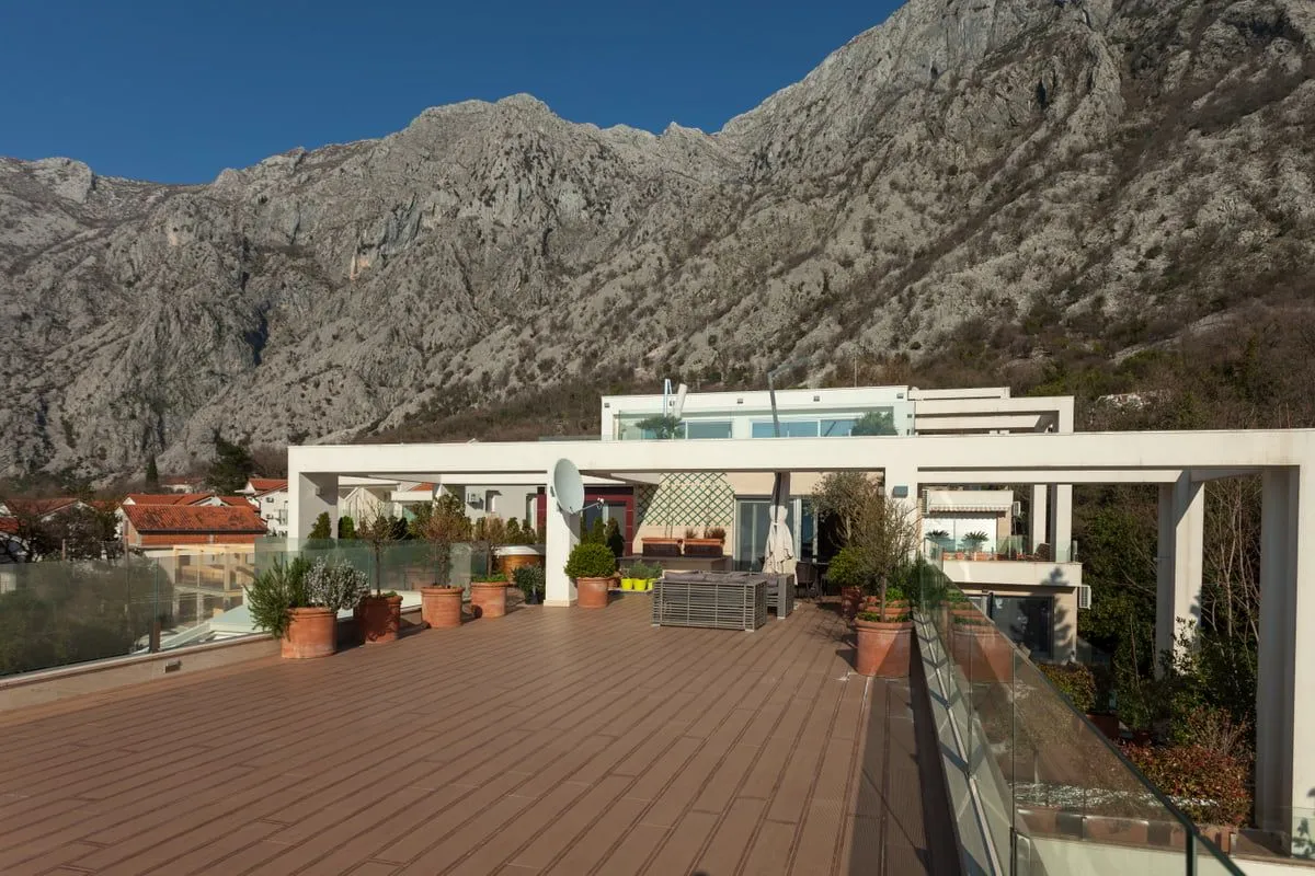 Sale, apartment, 381m², Ljuta, Kotor