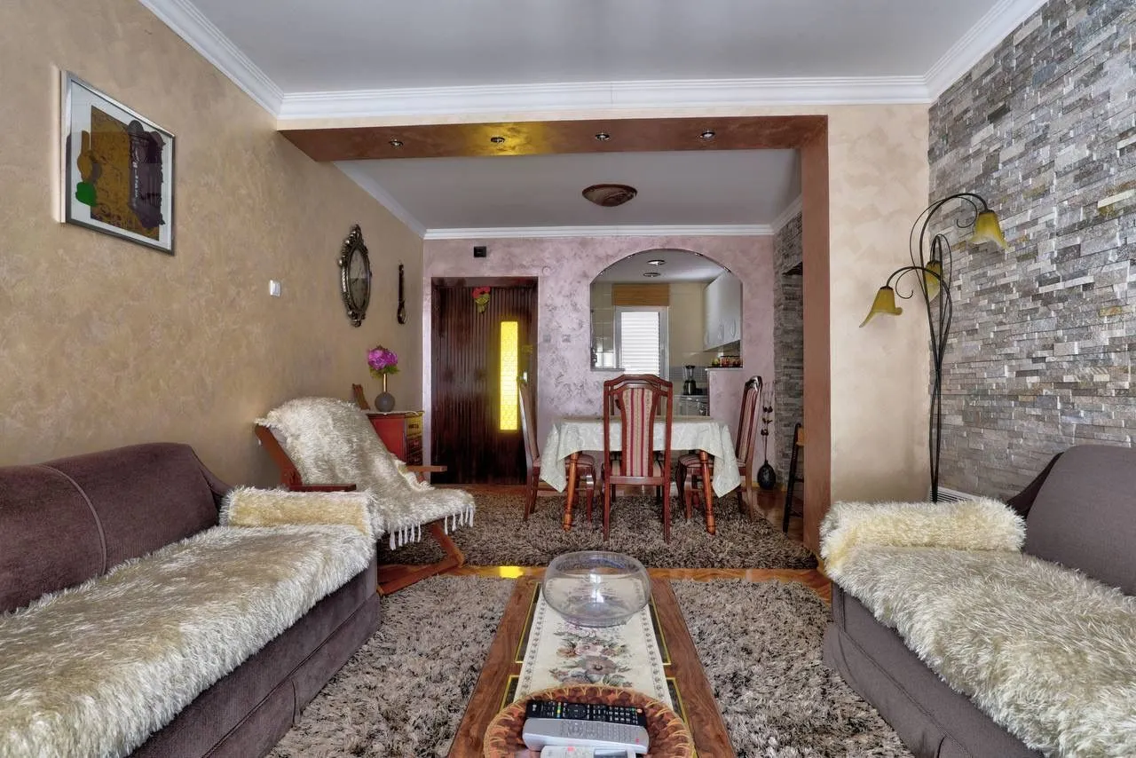 Prodaja, dvosoban stan, 75m², Babin Do, Budva