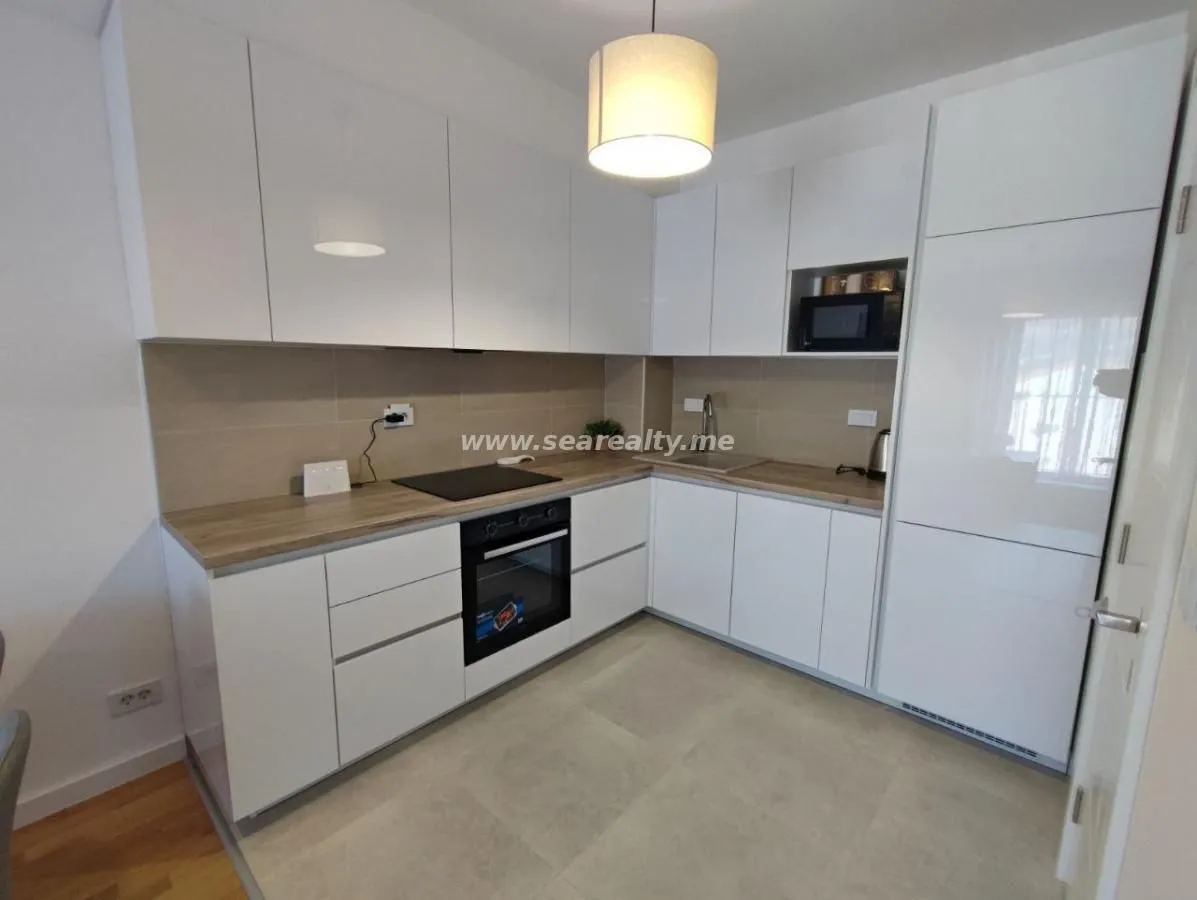 Rent, one bedroom apartment, 54m², Seljanovo, Tivat