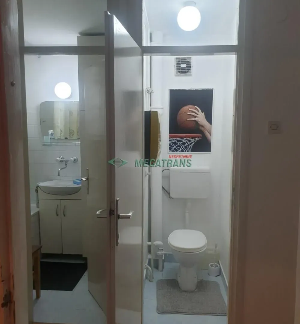 Izdavanje, trosoban stan, 70m², Liman 2, Novi Sad Sve Podlokacije