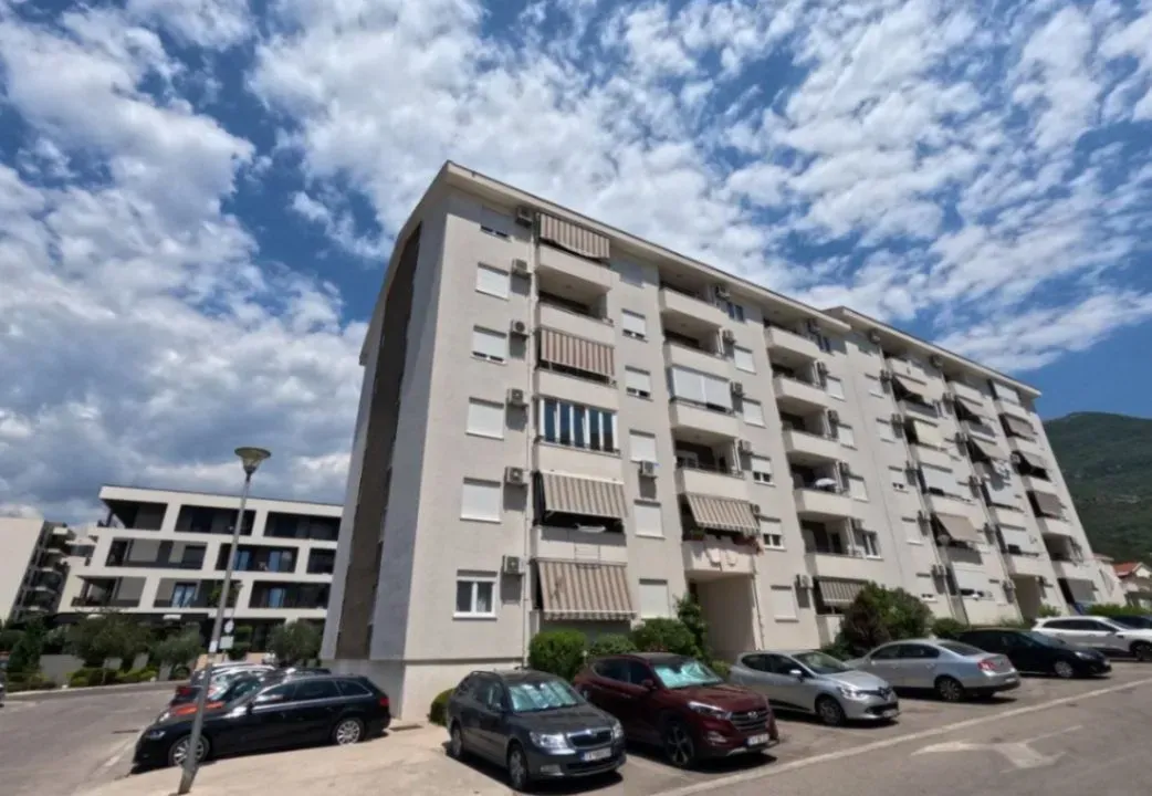 Izdavanje, jednosoban stan, 59m², Seljanovo, Tivat