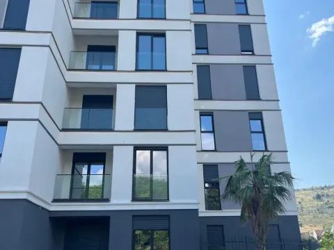 Rent, one bedroom apartment, 46m², Zagorič, Podgorica - image 8