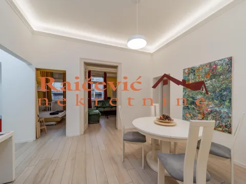 Sale, four bedroom apartment, 82m², Stari Grad, Beograd - image 2