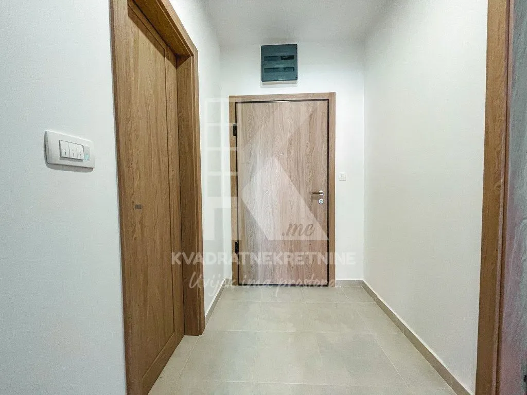 Izdavanje, jednosoban stan, 53m², Master Kvart, Podgorica