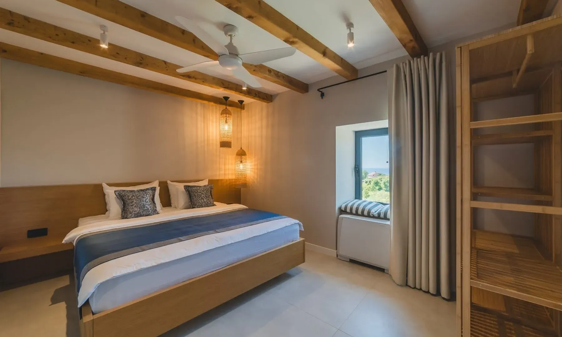 Rent, house, 520m², Đuraševići, Tivat