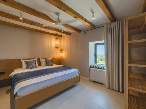 Rent, house, 520m², Đuraševići, Tivat - image 31