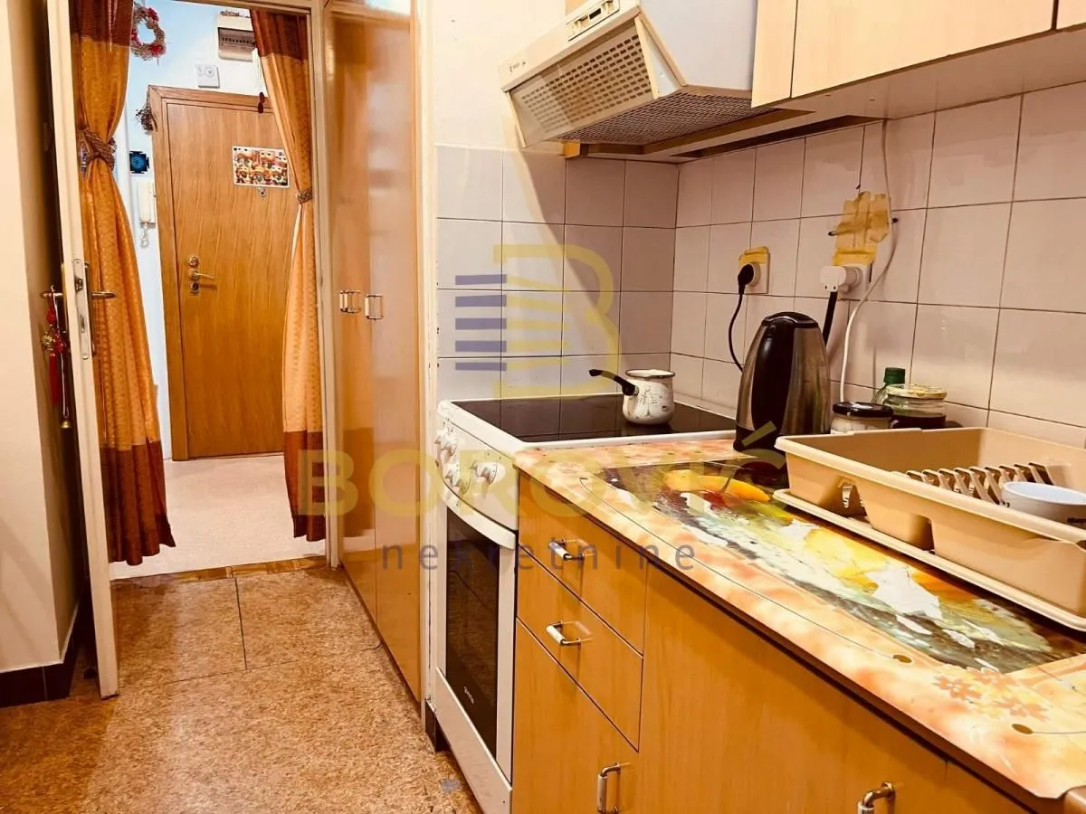 Prodaja, trosoban stan, 101m², Žarkovo, Beograd