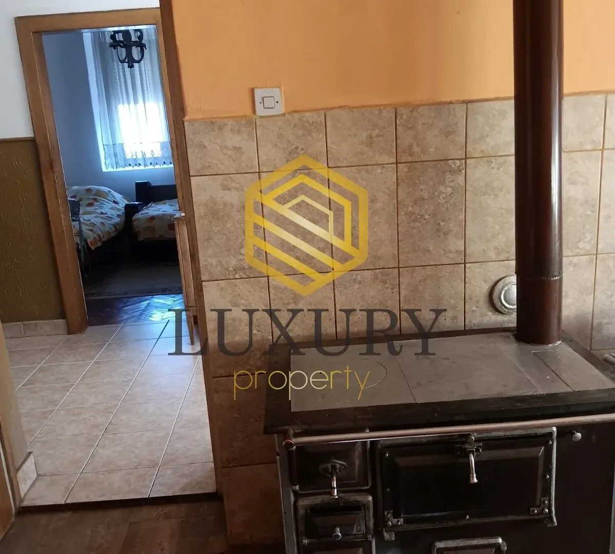 Sale, house, 47m², Masline, Podgorica