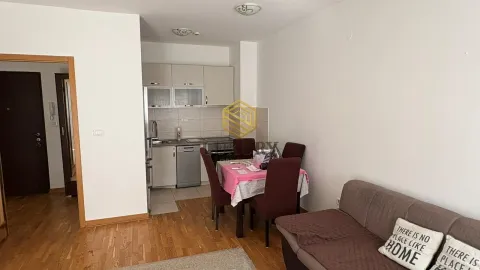 Rent, one bedroom apartment, 44m², City Kvart, Podgorica - image 8