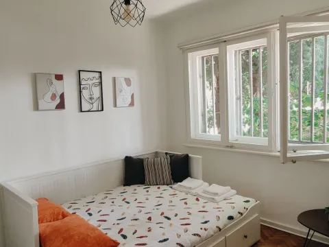 Izdavanje, jednosoban stan, 27m², Pobrežje, Podgorica - image 3