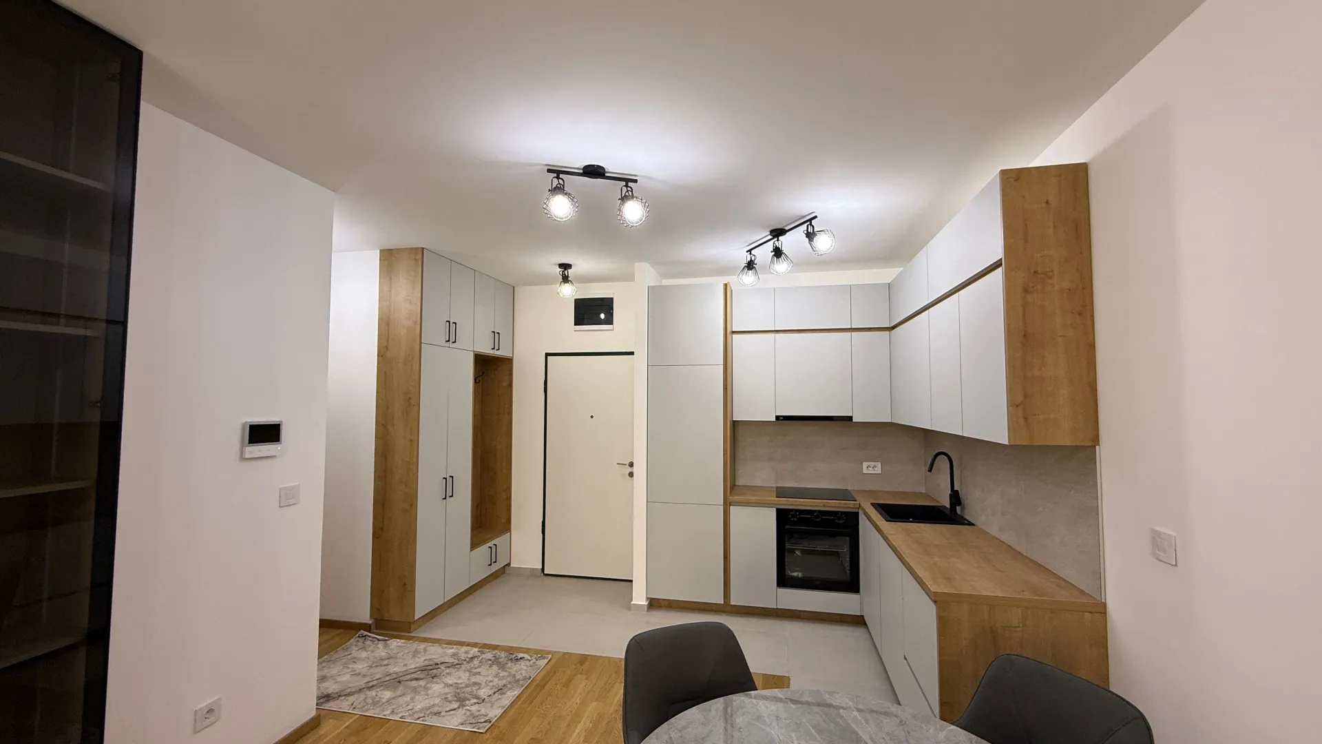 Rent, one bedroom apartment, 48m², Stari Aerodrom, Podgorica