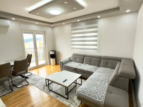 Izdavanje, dvosoban stan, 66m², Pobrežje, Podgorica - image 2