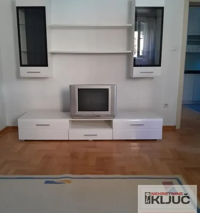 Prodaja, jednosoban stan, 36m², Novo naselje, Novi Sad