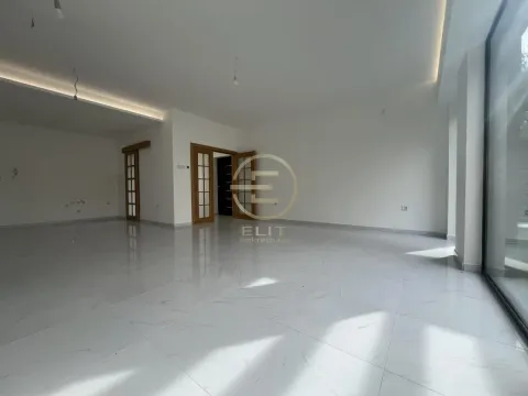 Prodaja, kuća, 181m², Sremska Kamenica, Petrovaradin - image 4