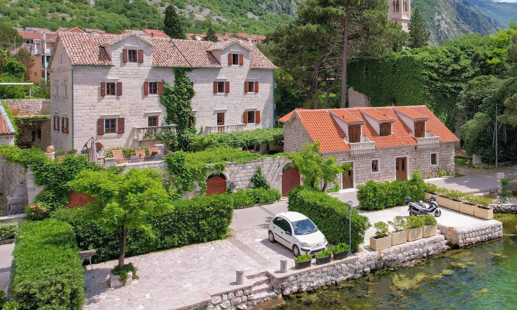 Sale, house, 415m², Dobrota, Kotor