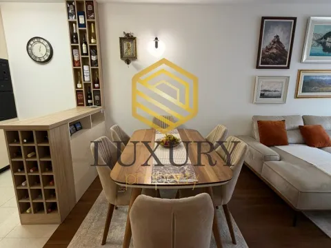 Rent, two bedroom apartment, 70m², Master Kvart, Podgorica - image 9