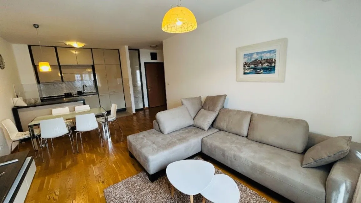Rent, one bedroom apartment, 54m², City Kvart, Podgorica