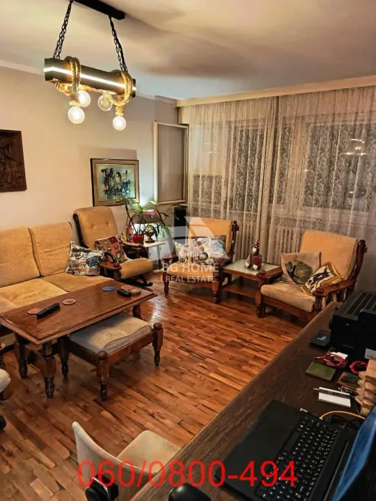 Prodaja, trosoban stan, 95m², Novi Beograd Blok 70, Novi Beograd Sve Podlokacije