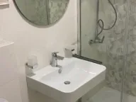 Izdavanje, jednosoban stan, 40m², Central Point, Podgorica - image 9