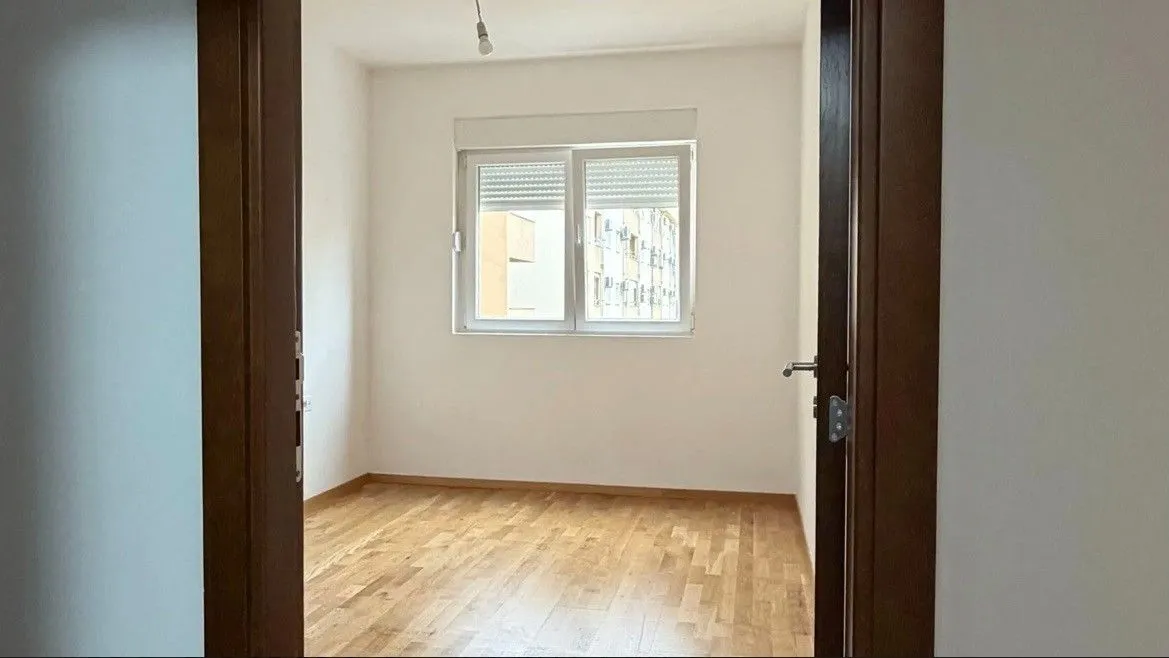 Prodaja, dvosoban stan, 73m², Tuški Put, Podgorica