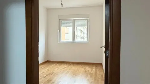 Prodaja, dvosoban stan, 73m², Tuški Put, Podgorica - image 7