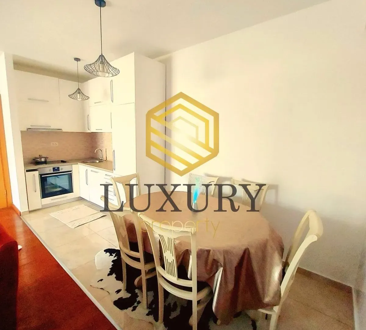 Prodaja, dvosoban stan, 65m², Ljubović, Podgorica