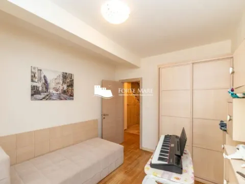 Prodaja, trosoban stan, 123m², Pržno, Budva - image 11