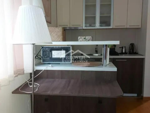 Izdavanje, jednosoban stan, 35m², Čubura, Beograd - image 7